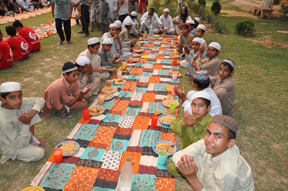 2017 Pakistan The Ramadan Aids