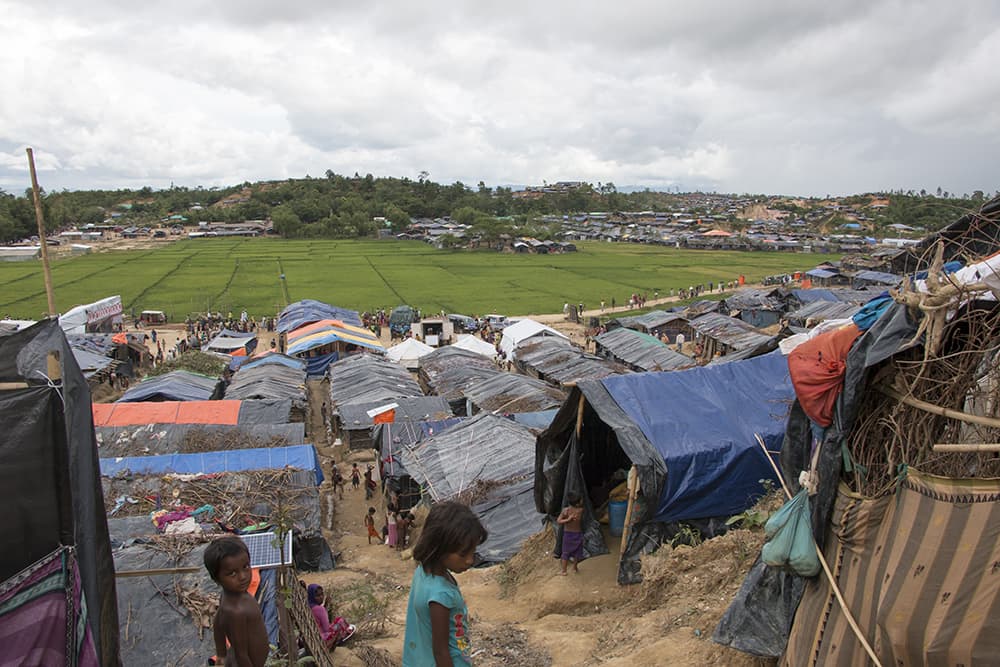 Çare Derneği Arakan'da Onbinlerce Kişiye Yardım Ulaştırdı