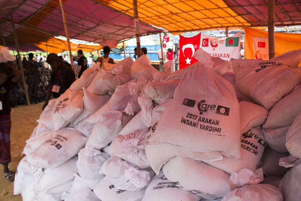 Çare Derneği Arakan'da Onbinlerce Kişiye Yardım Ulaştırdı