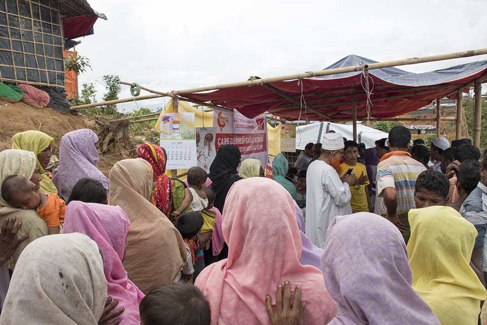 Çare Derneği Arakan'da Onbinlerce Kişiye Yardım Ulaştırdı