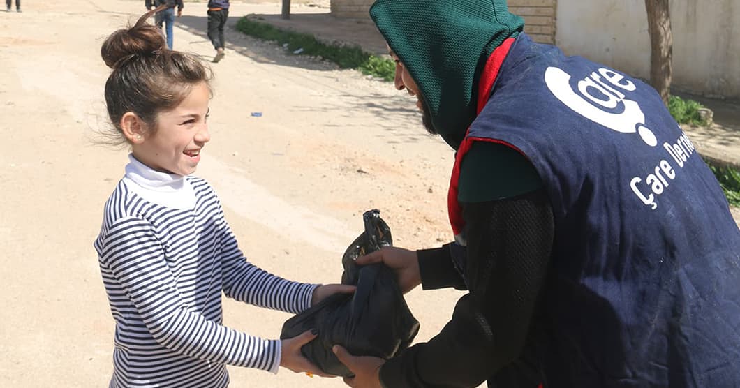 Afrin Halkına İnsani Yardım