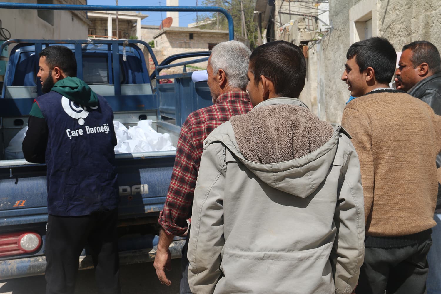 Afrin Halkına İnsani Yardım