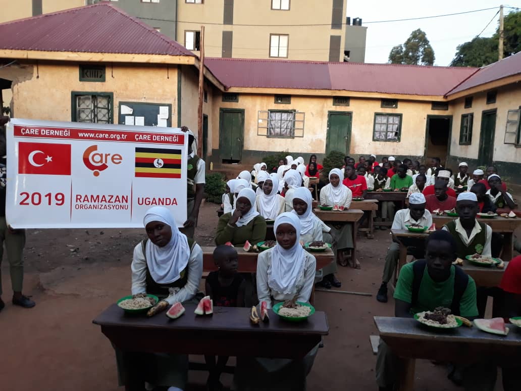 Uganda'da Ramazan Emanetleri İhtiyaç Sahibi Ailelere Dağıtıldı