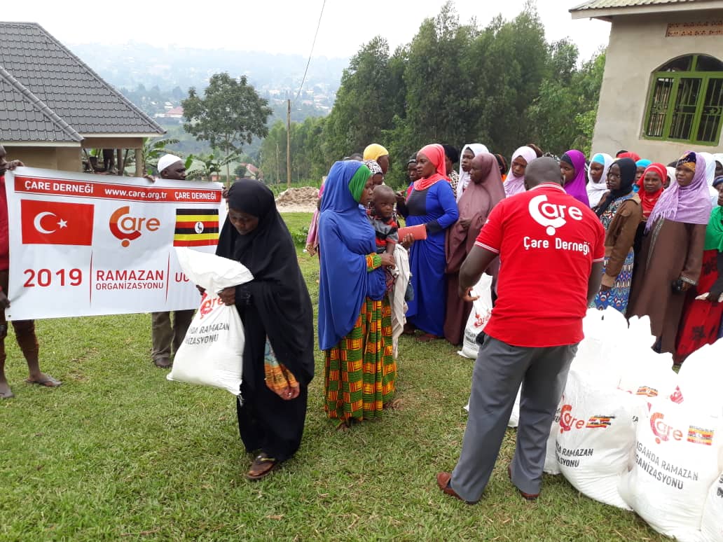 Uganda'da Ramazan Emanetleri İhtiyaç Sahibi Ailelere Dağıtıldı