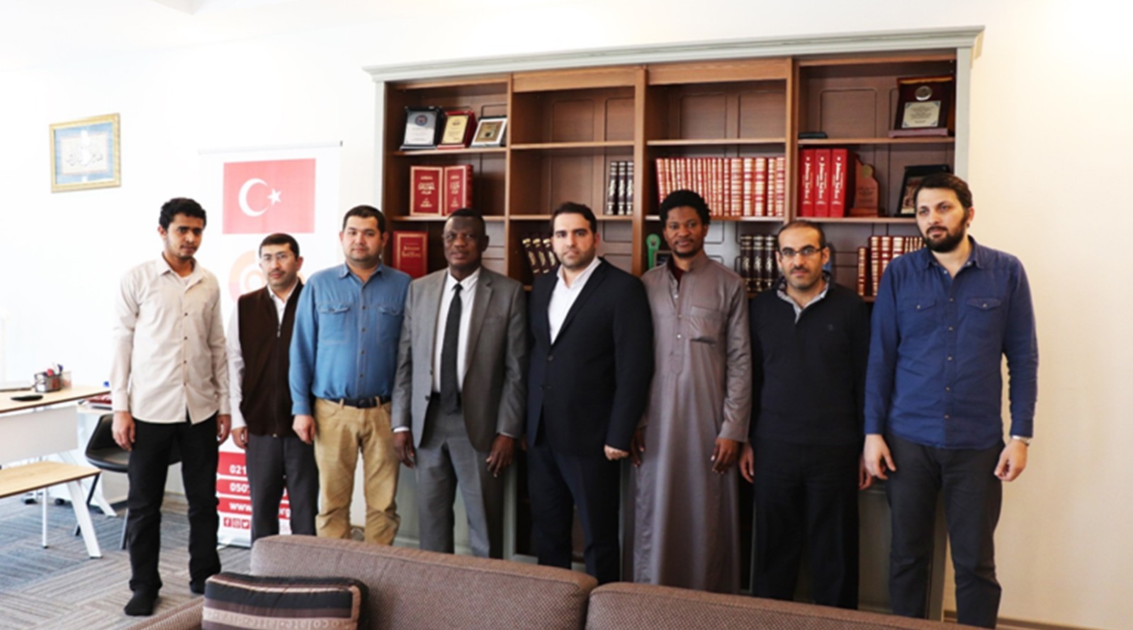 Gana İstanbul Başkonsolosu Abdulai’den Çare Derneği’ne Ziyaret