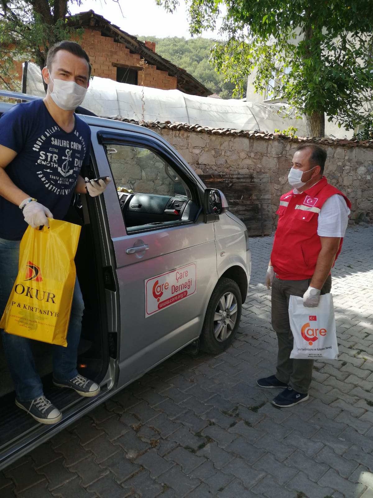 Karantinadaki Köye Kırtasiye Yardımı 