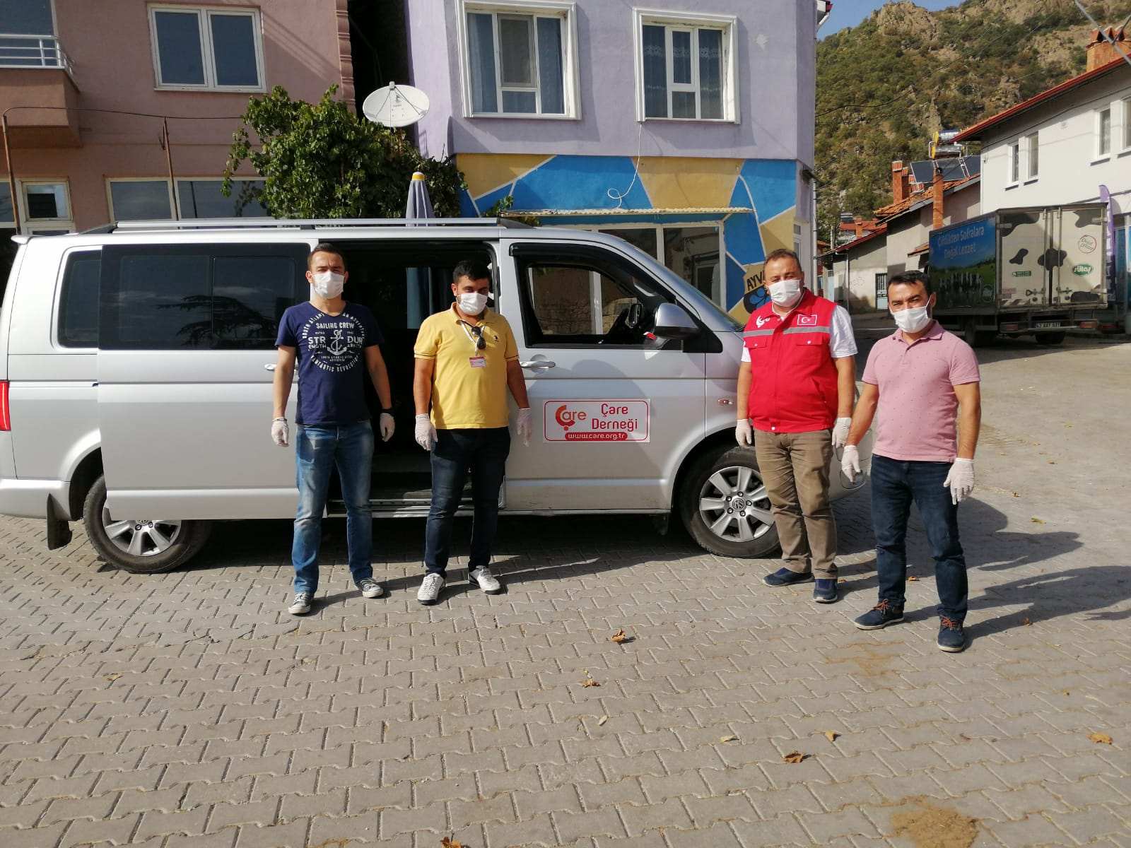 Karantinadaki Köye Kırtasiye Yardımı 