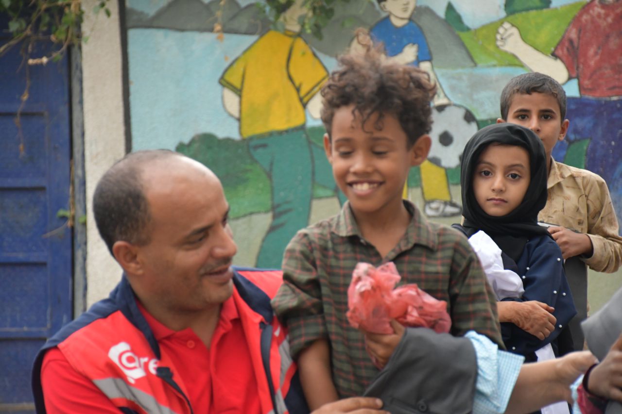 Yemen’e Temel İhtiyaç Gıda ve Kıyafet Yardımlarınız Ulaştı