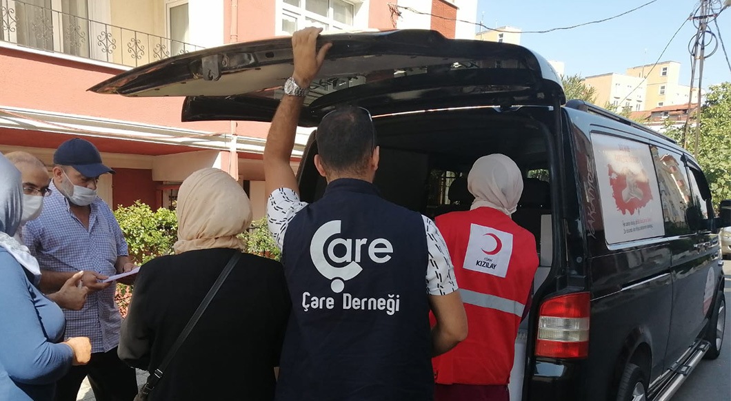 Ümraniye’deki Suriyeli Ailelere Yardım