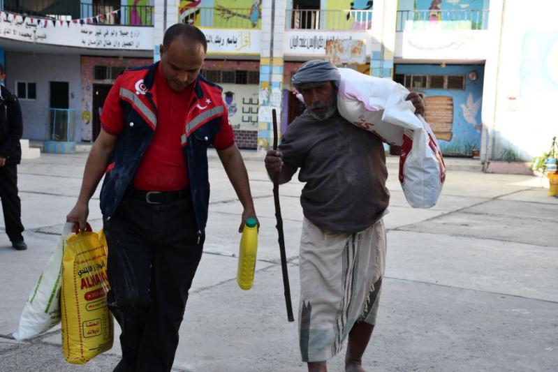 09. Yemen'e Gıda Yardımlarımız Devam Ediyor! 02.jpg