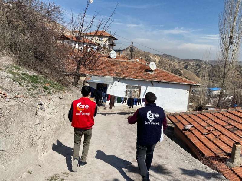 Ankara'da 40 Aileye Hijyen Paketi ve Gıda Yardımları 17.jpeg