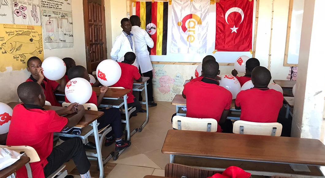 Uganda Yetimhanesi'nde 14 Öğrencimiz Mezun Oldu