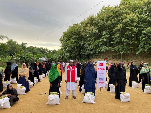 Cox’s Bazar’da 130 Aileye Yardım (3).jpeg