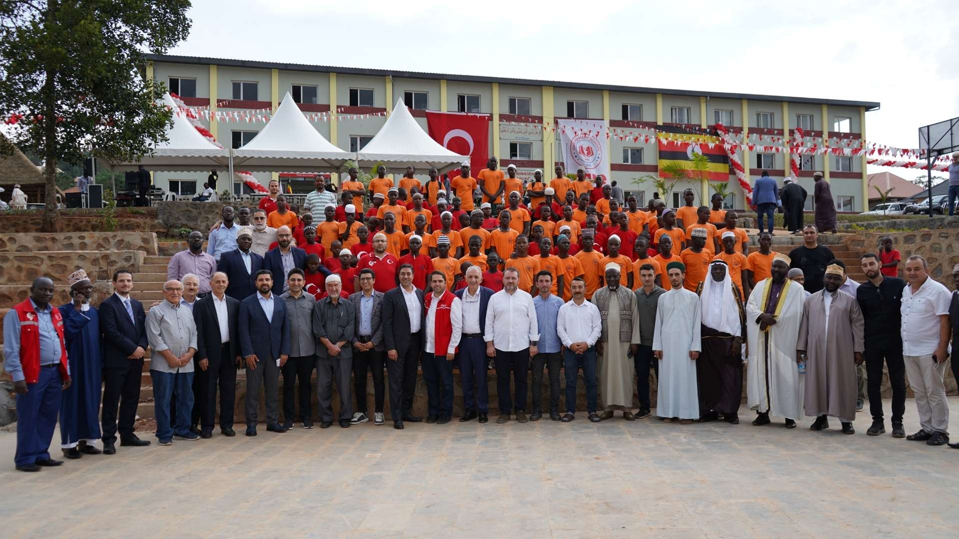 Uganda’da Külliyemiz Açıldı! - Çare Derneği (1).jpg