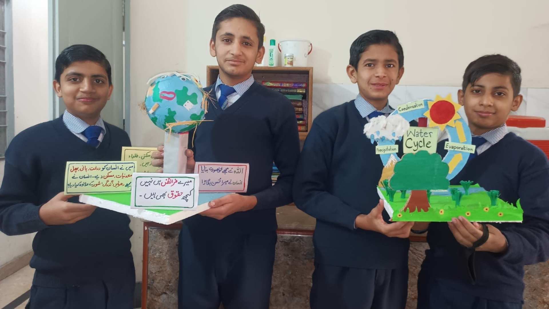 Pakistanlı Yetimler Okul Proje Ödevlerini Tamamladı