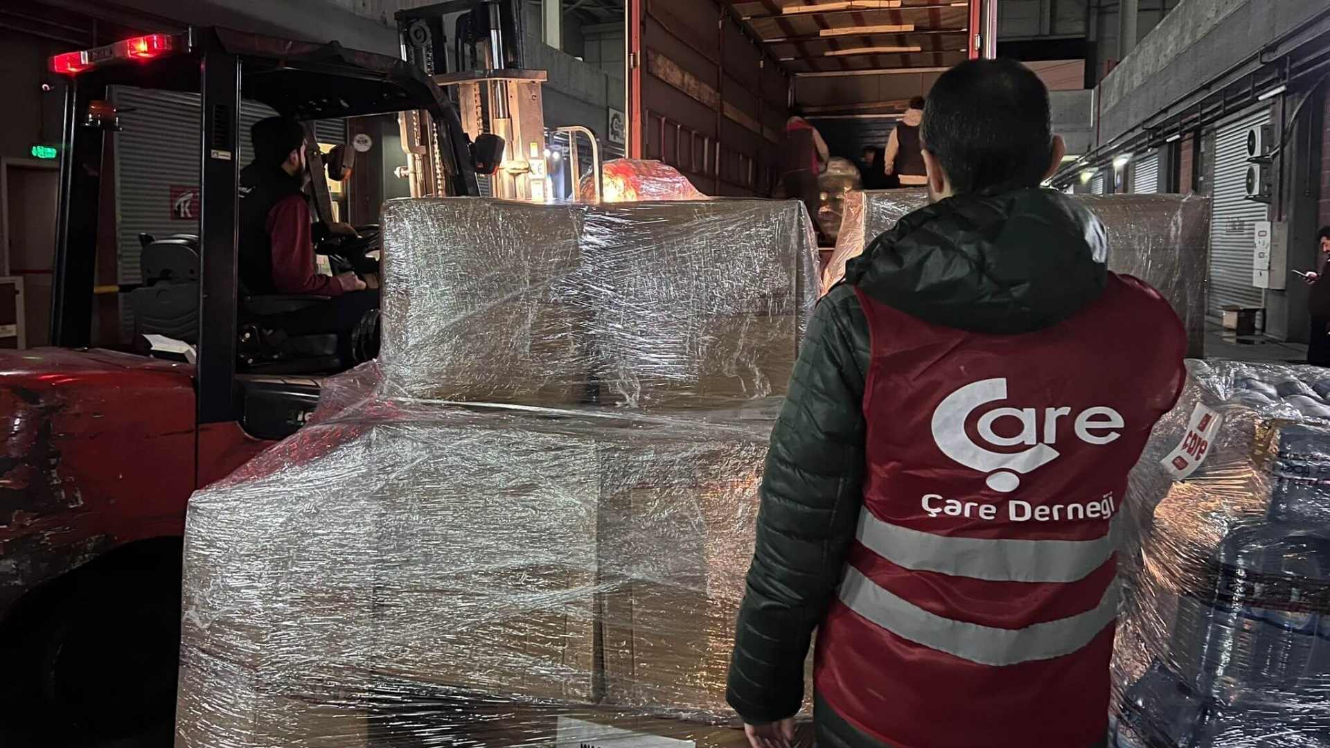 Yemen’e Temel İhtiyaç Gıda ve Kıyafet Yardımlarınız Ulaştı
