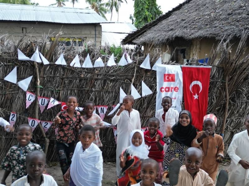 Tanzanya'da Çocuk Şenliği