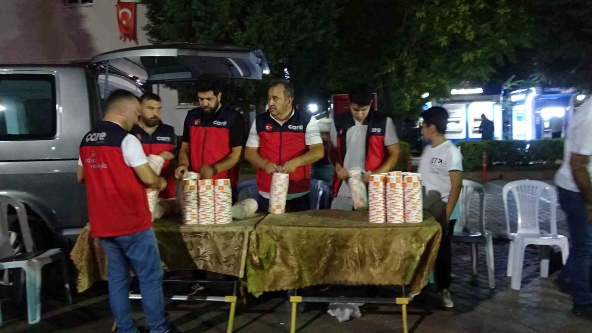 15 Temmuz Etkinliklerinde 2.000 Kişilik Aşure Dağıtımı