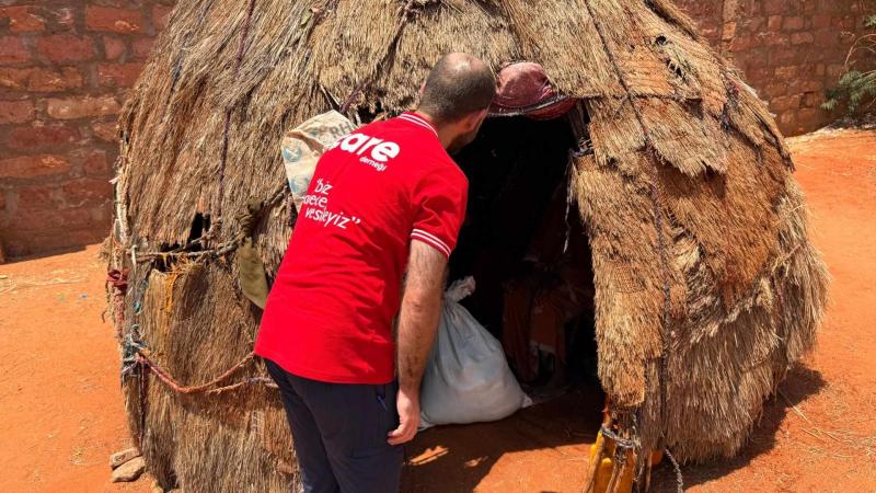 Mandera'ya Gıda, Su ve Sağlık Yardımı Ulaştırıldı