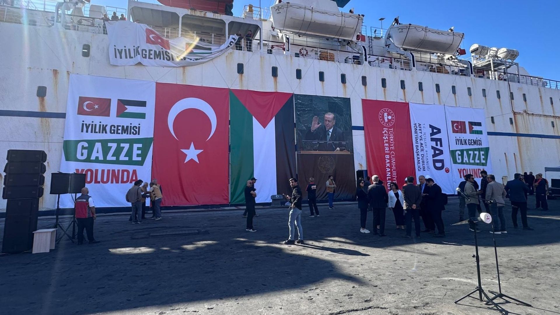 Desteklerinizle Uğurladığımız İyilik Gemisi El-Ariş'e Ulaştı 